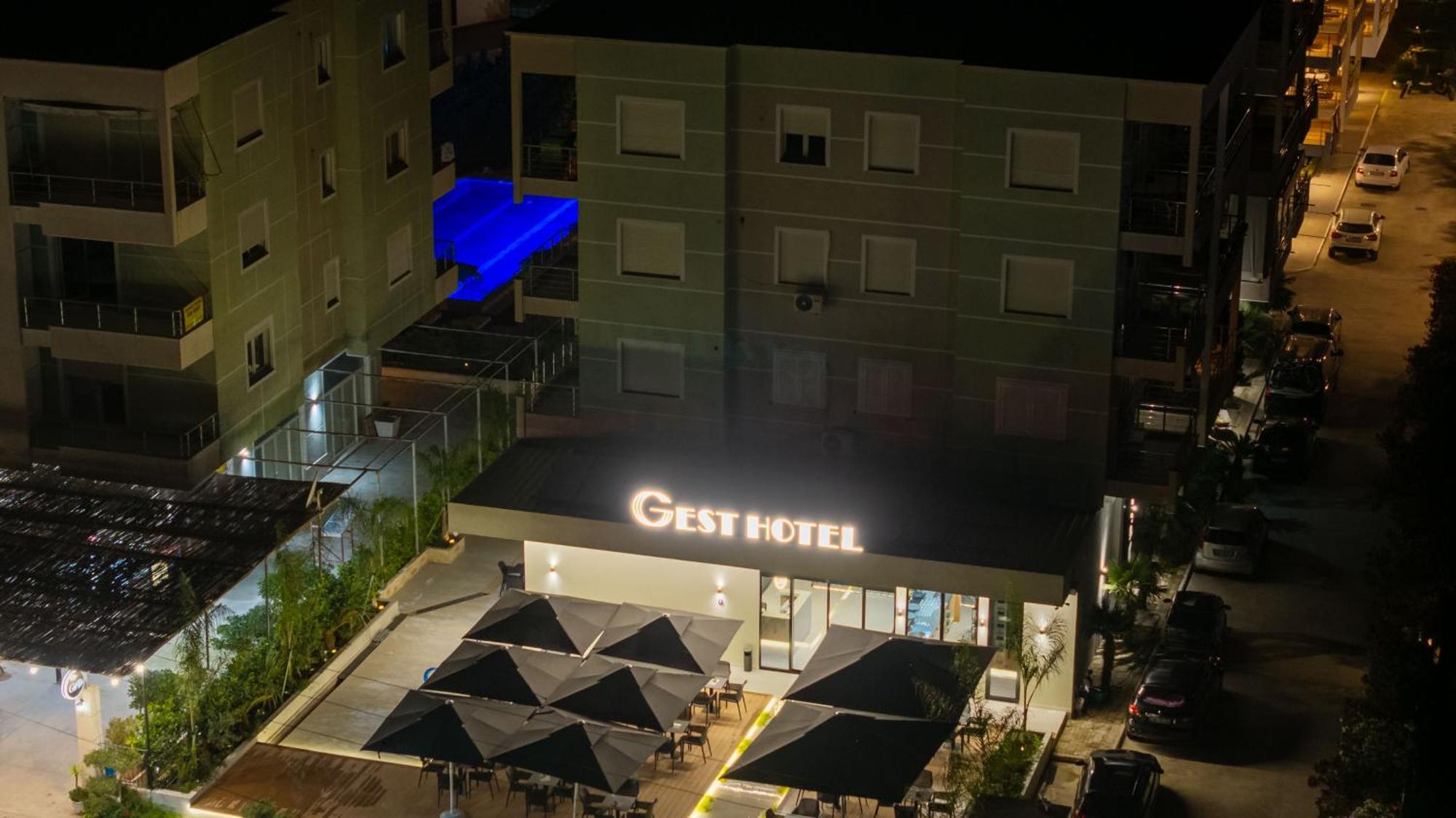 Gest Hotel Radhime Exterior photo