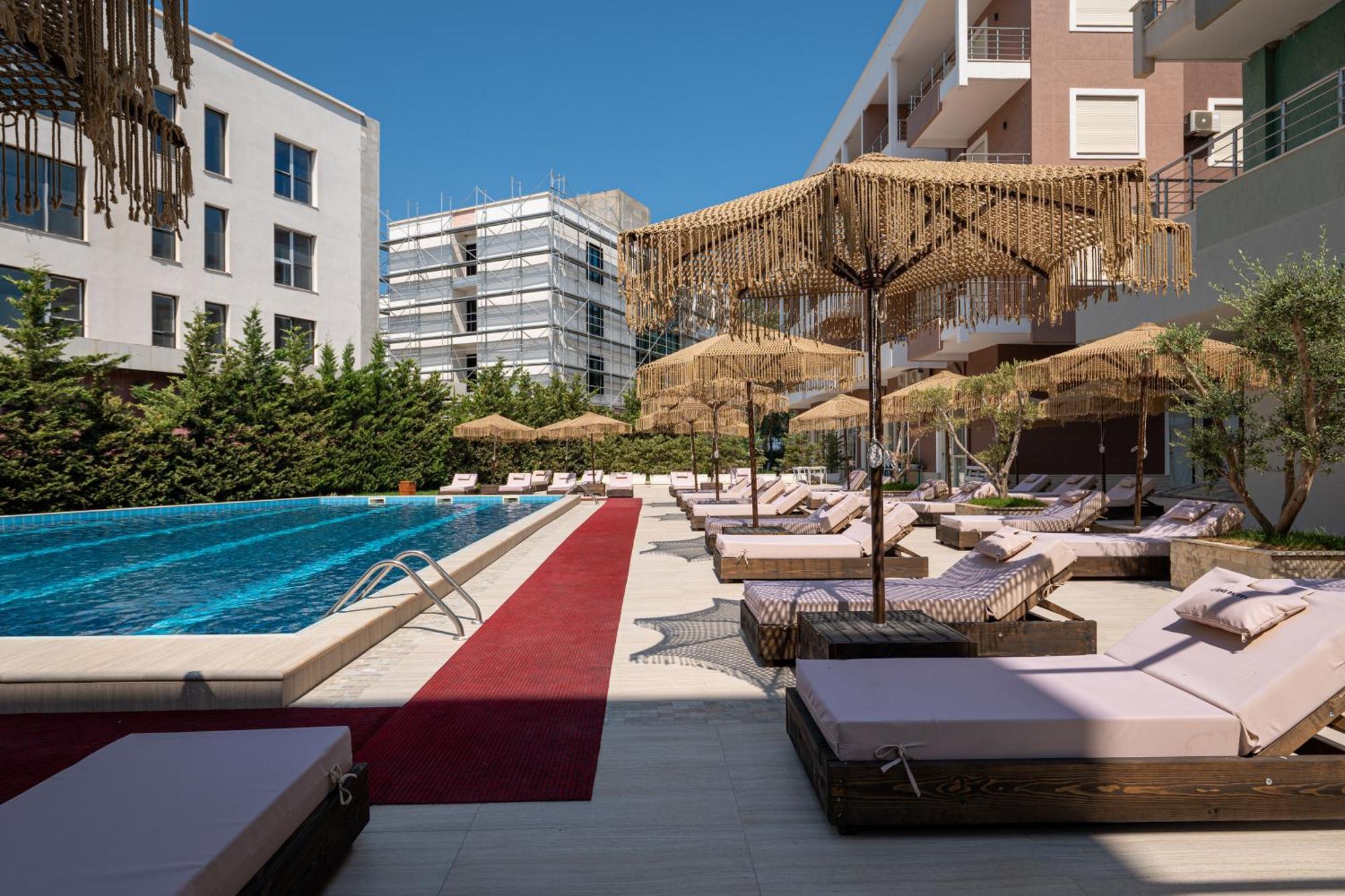 Gest Hotel Radhime Exterior photo